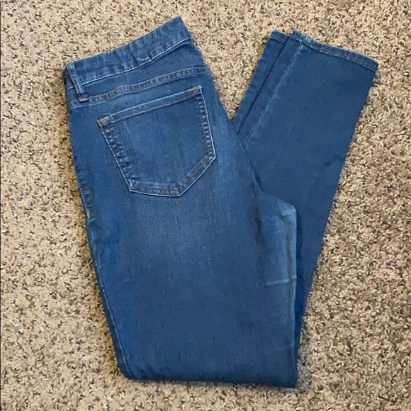 Old Navy Super Skinny Mid-Rise Jeans Size 8 - Picture 2 of 3